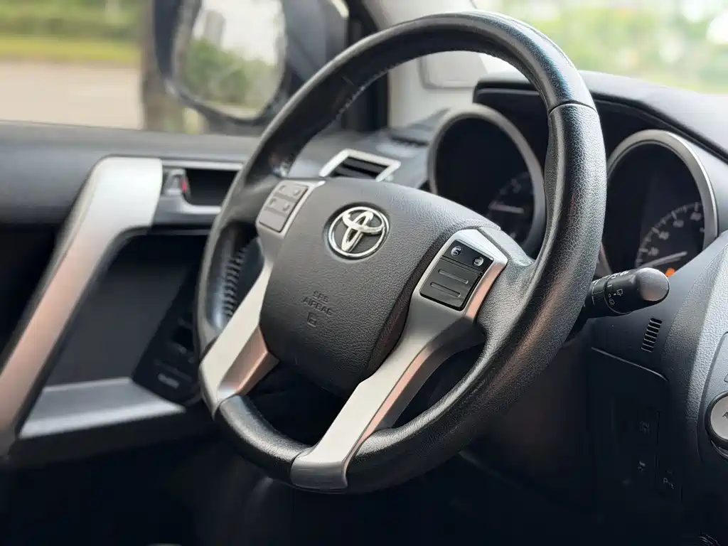 Toyota Prado 2017 — фото 4