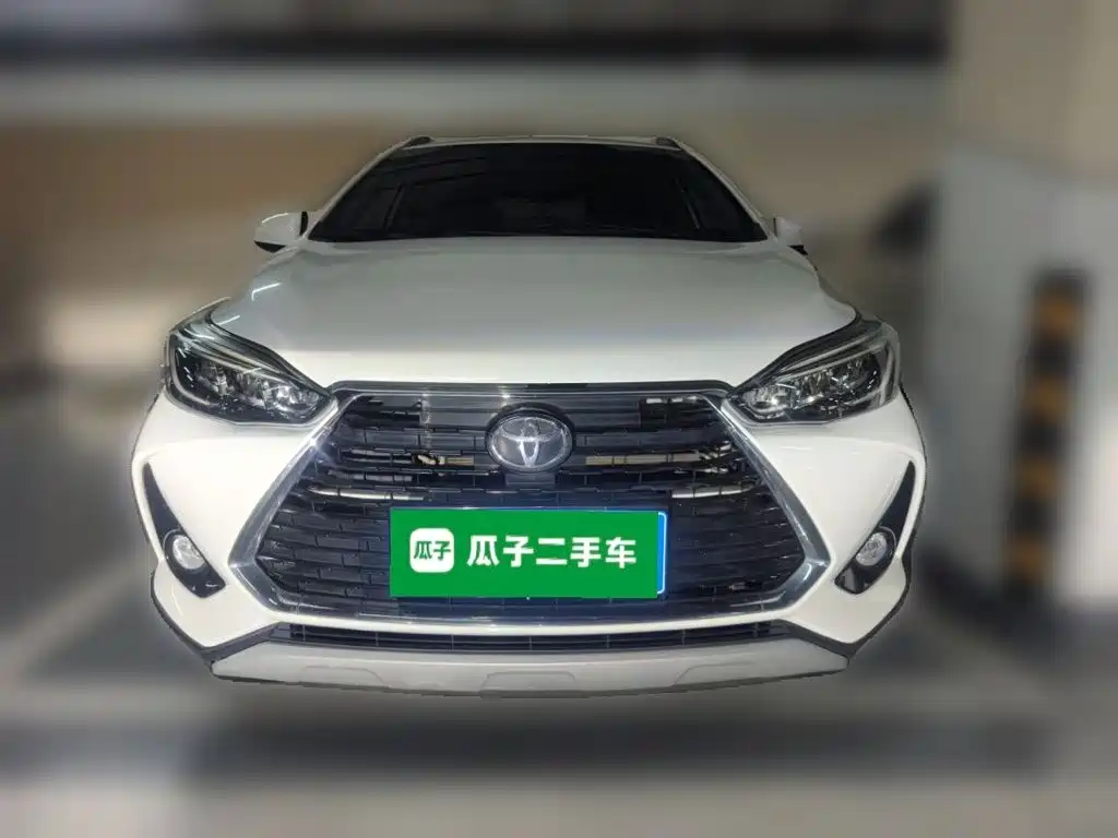 Toyota Yaris L 2021 — фото 3