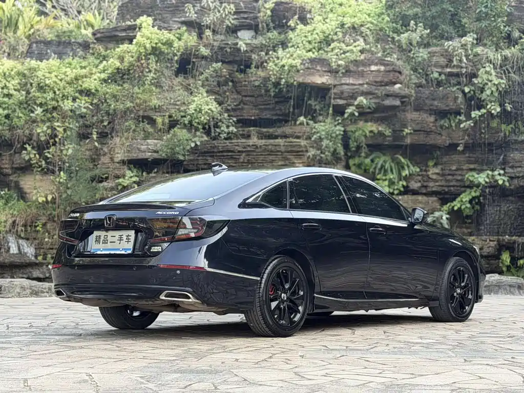 Honda Accord 2021 — фото 17