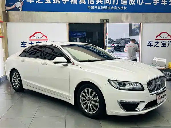 Lincoln MKZ 2018