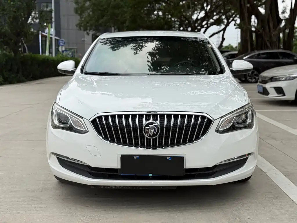 Buick Excelle 2017 — фото 2