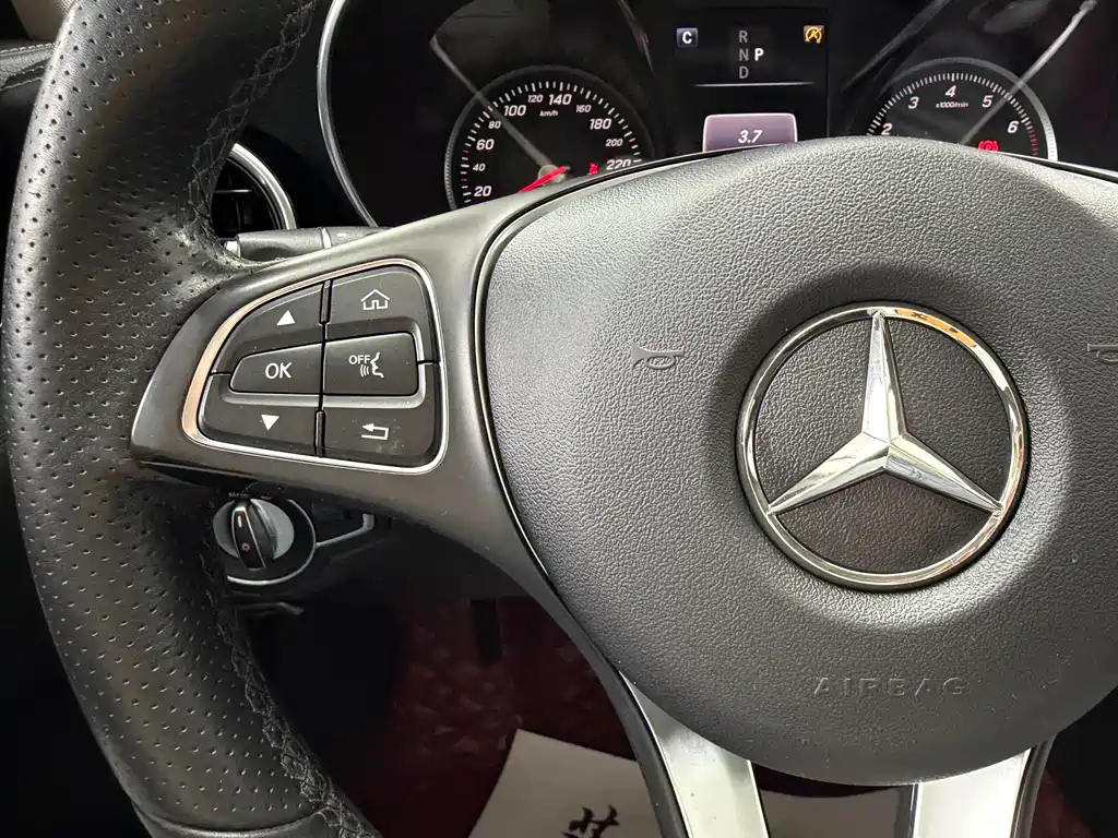 Mercedes-Benz C-Class 2017 — фото 18