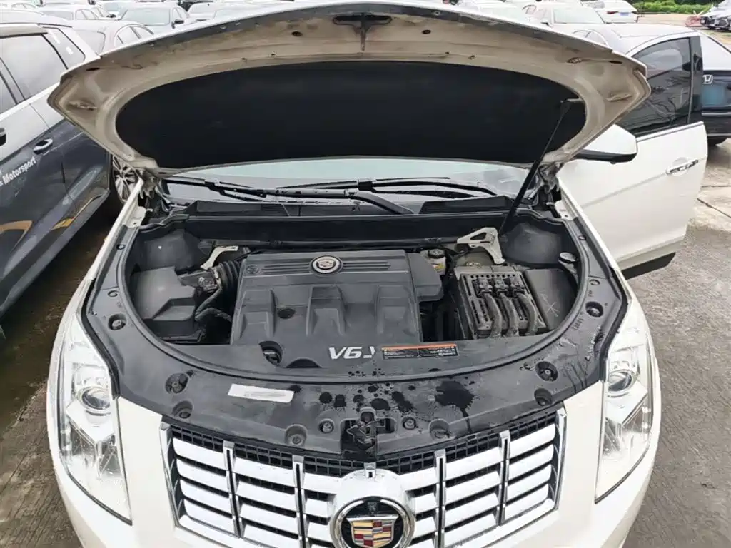 Cadillac SRX 2015 — фото 20