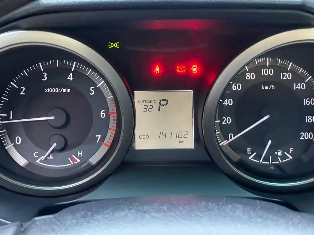 Toyota Prado 2014 — фото 10