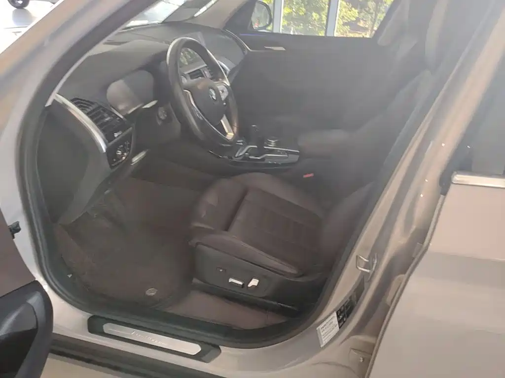 BMW X3 2020 — фото 15