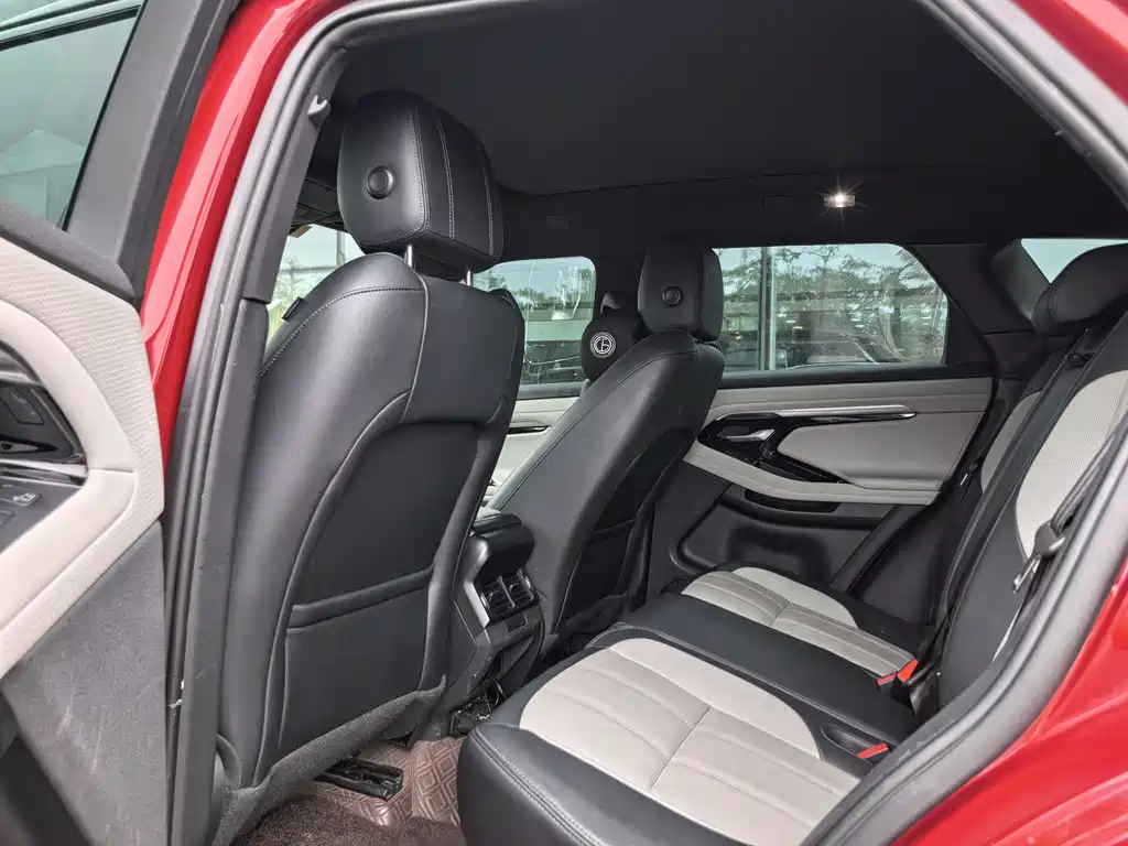 Land Rover Evoque 2020 — фото 10