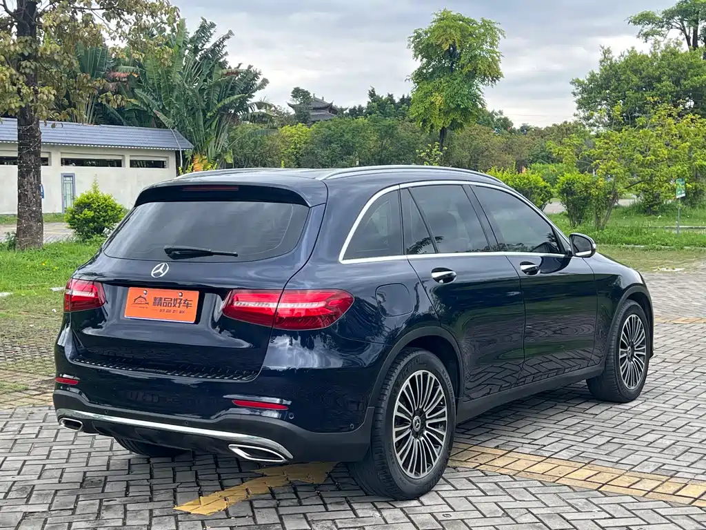 Mercedes-Benz GLC 2018 — фото 18