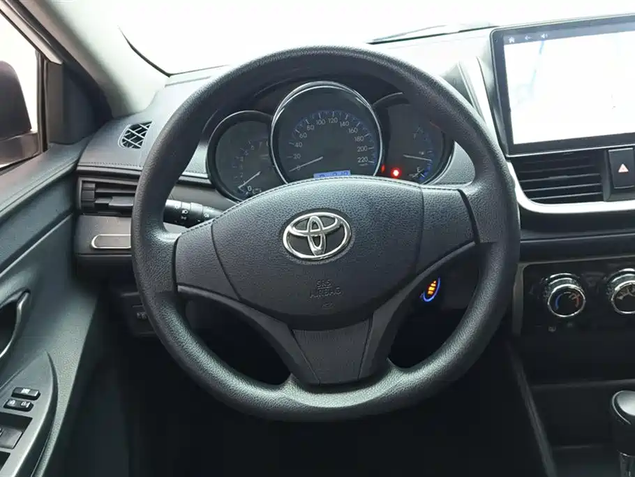 Toyota Vios FS 2017 — фото 15