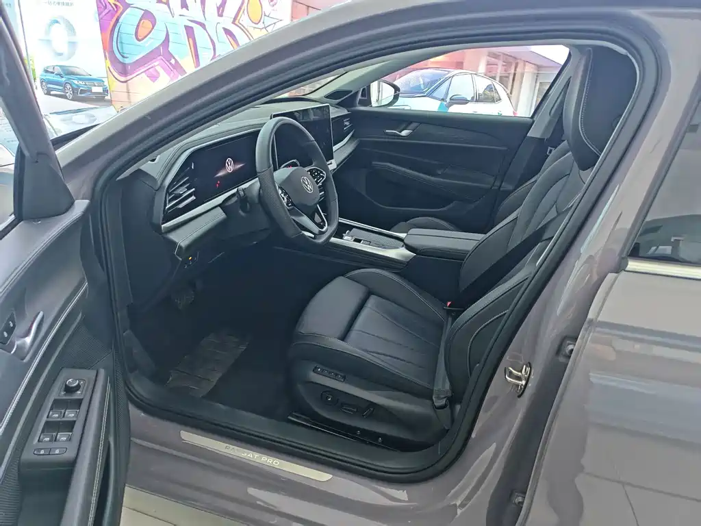 Volkswagen Passat 2024