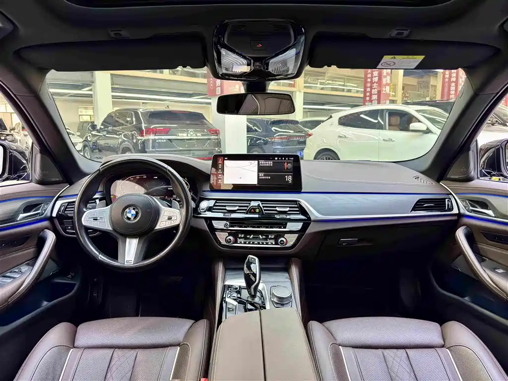 BMW 5 Series 2023 — фото 15