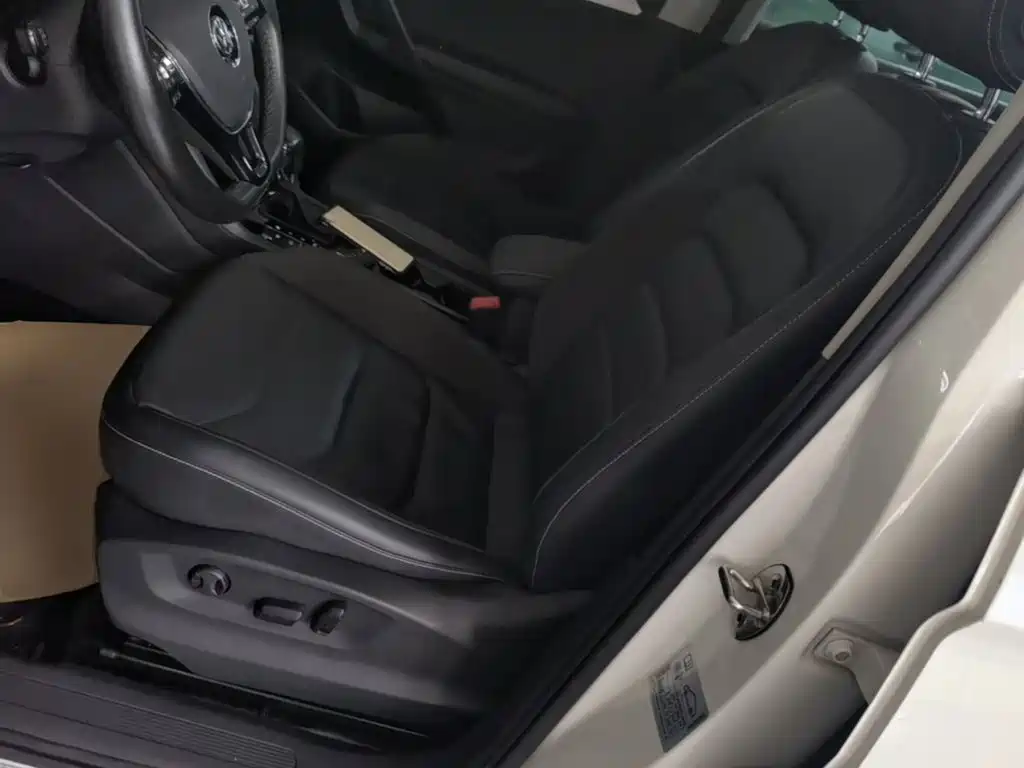 Volkswagen Tiguan L 2019 — фото 15