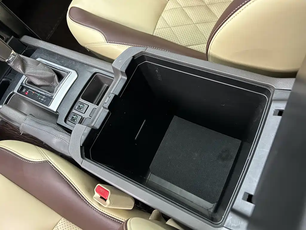 Toyota Prado 2018 — фото 13
