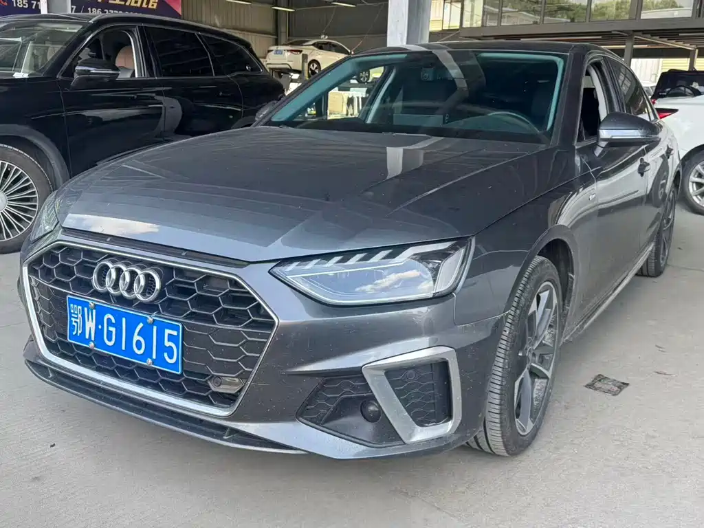Audi A4L 2023 — фото 1