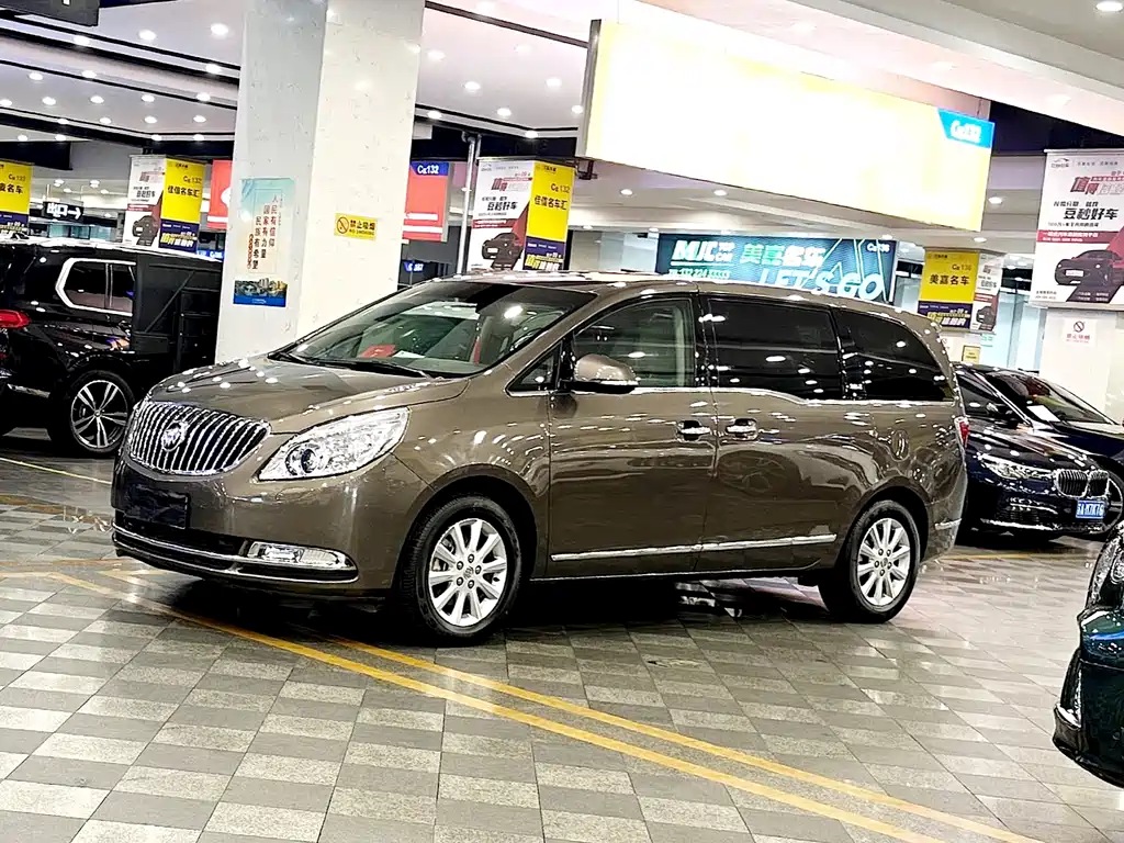 Buick GL8 2013