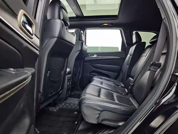 Jeep Grand Cherokee 2014