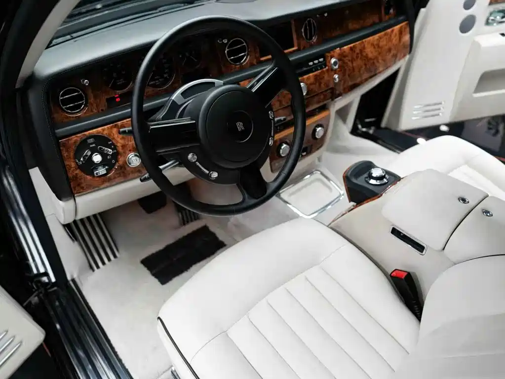 Rolls-Royce Phantom 2011 — фото 13