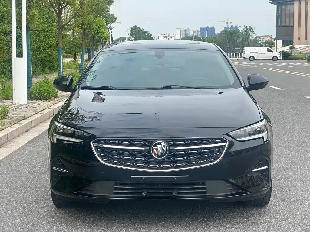 Buick Regal 2021 — фото 2