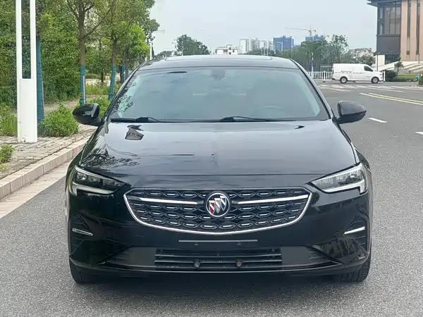 Buick Regal 2021