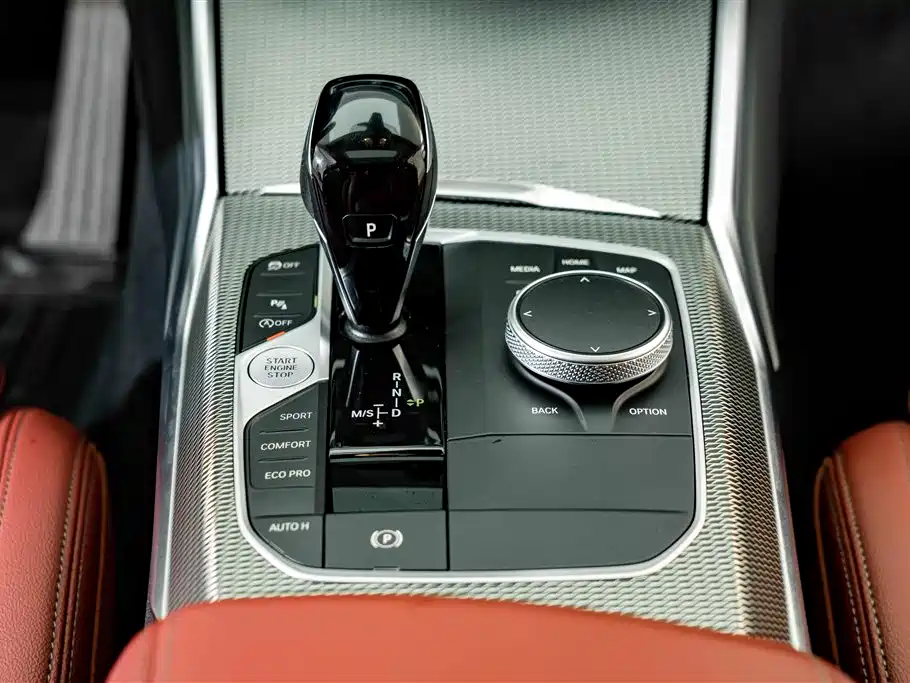 BMW 3 Series 2022 — фото 14
