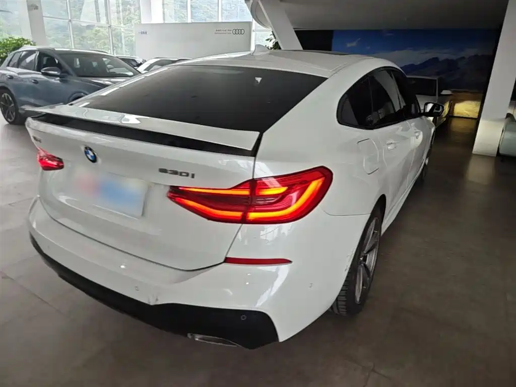 BMW 6 Series GT 2020 — фото 7
