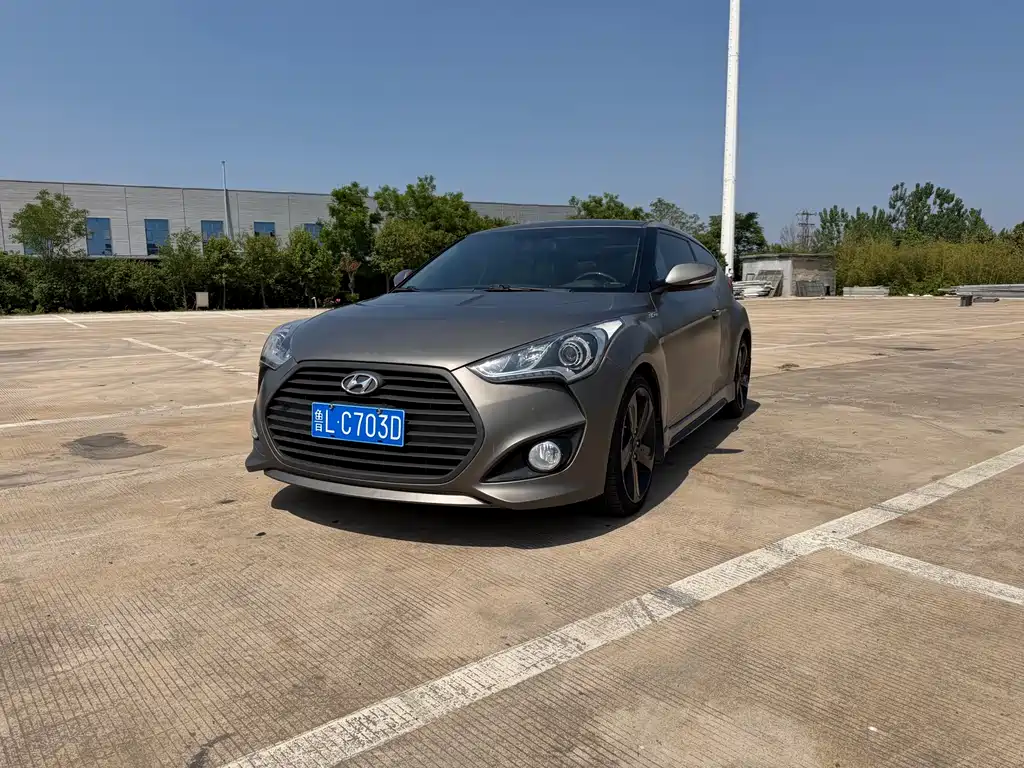 Hyundai Veloster 2013