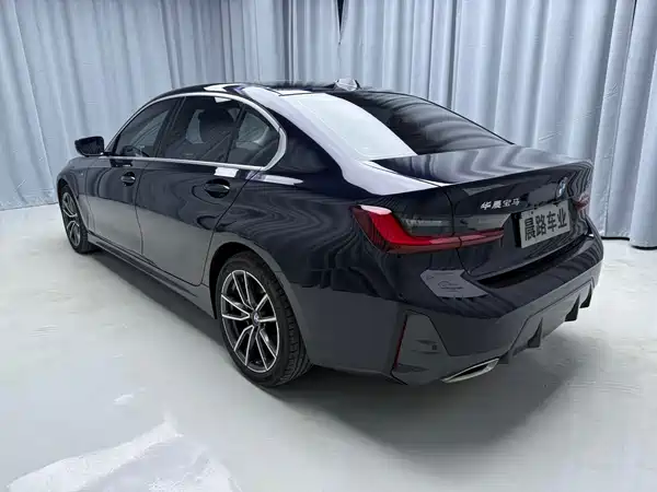 BMW 3 Series 2023