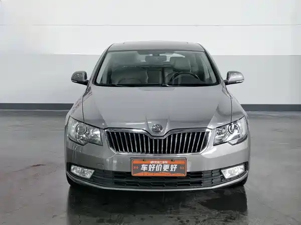 Skoda Superb 2014