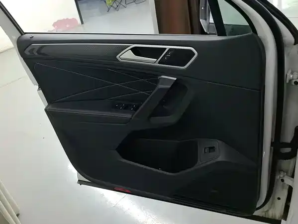 Volkswagen Tiguan L 2024
