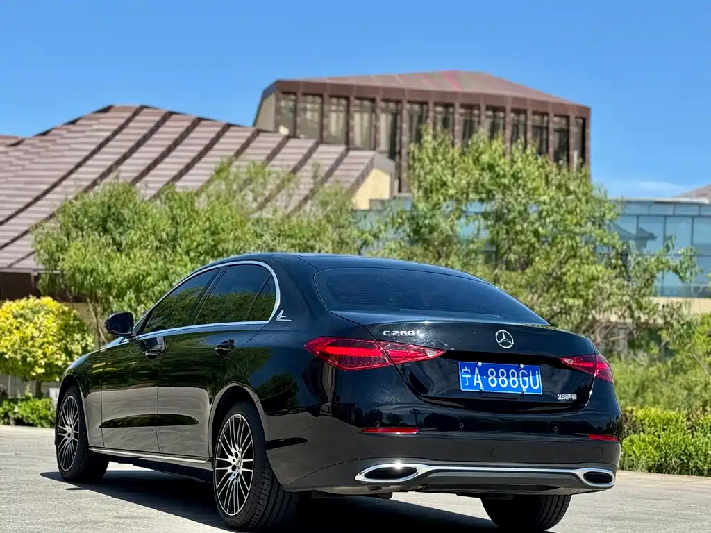 Mercedes-Benz C-Class 2022 — фото 7