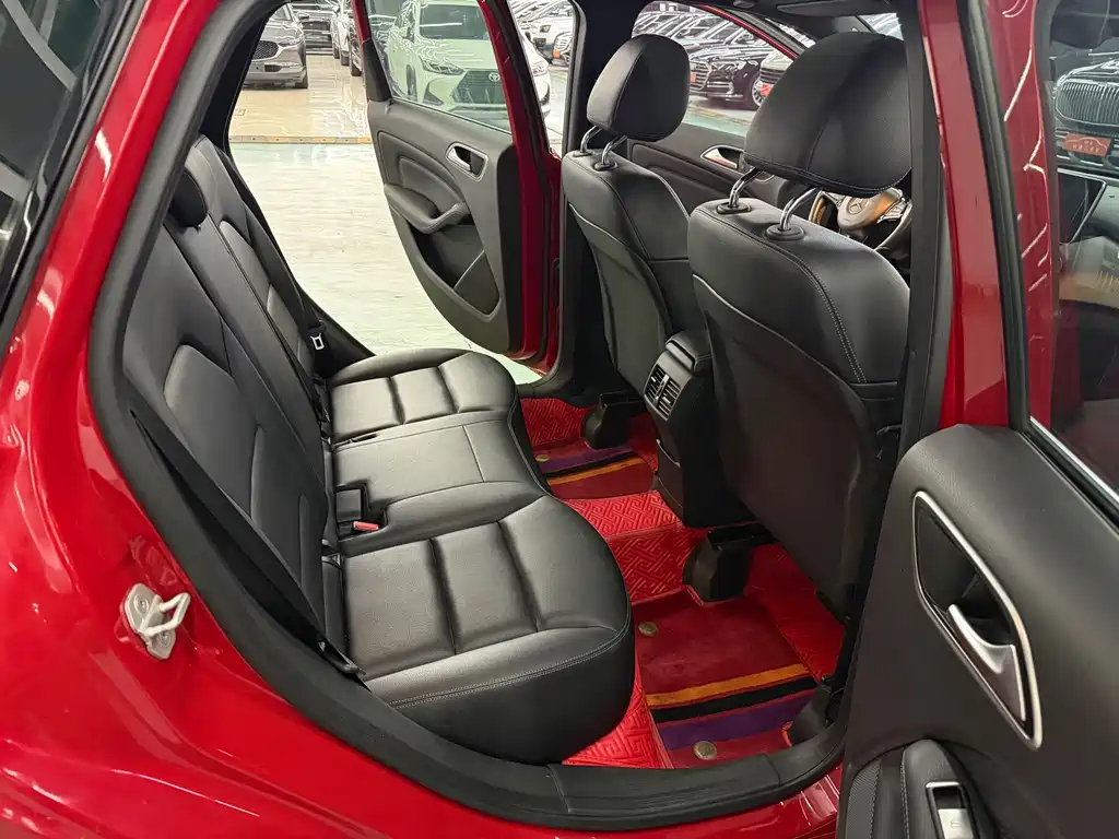 Mercedes-Benz B-Class 2016