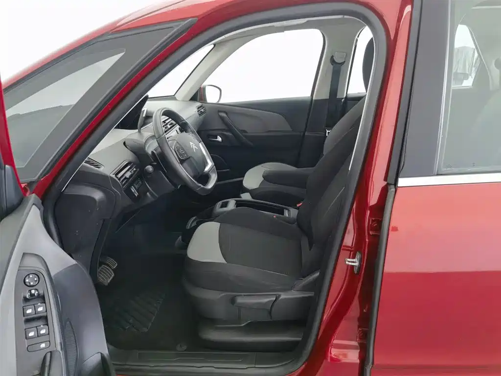 Citroen C4 Picasso 2019 — фото 10