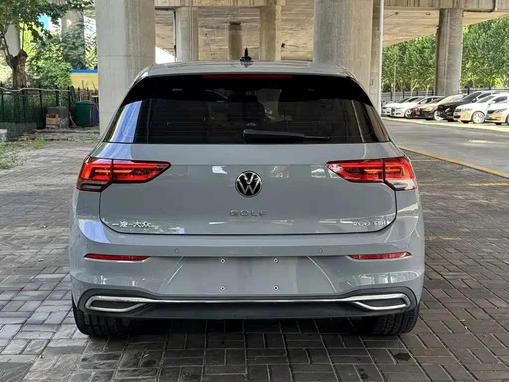 Volkswagen Golf 2022