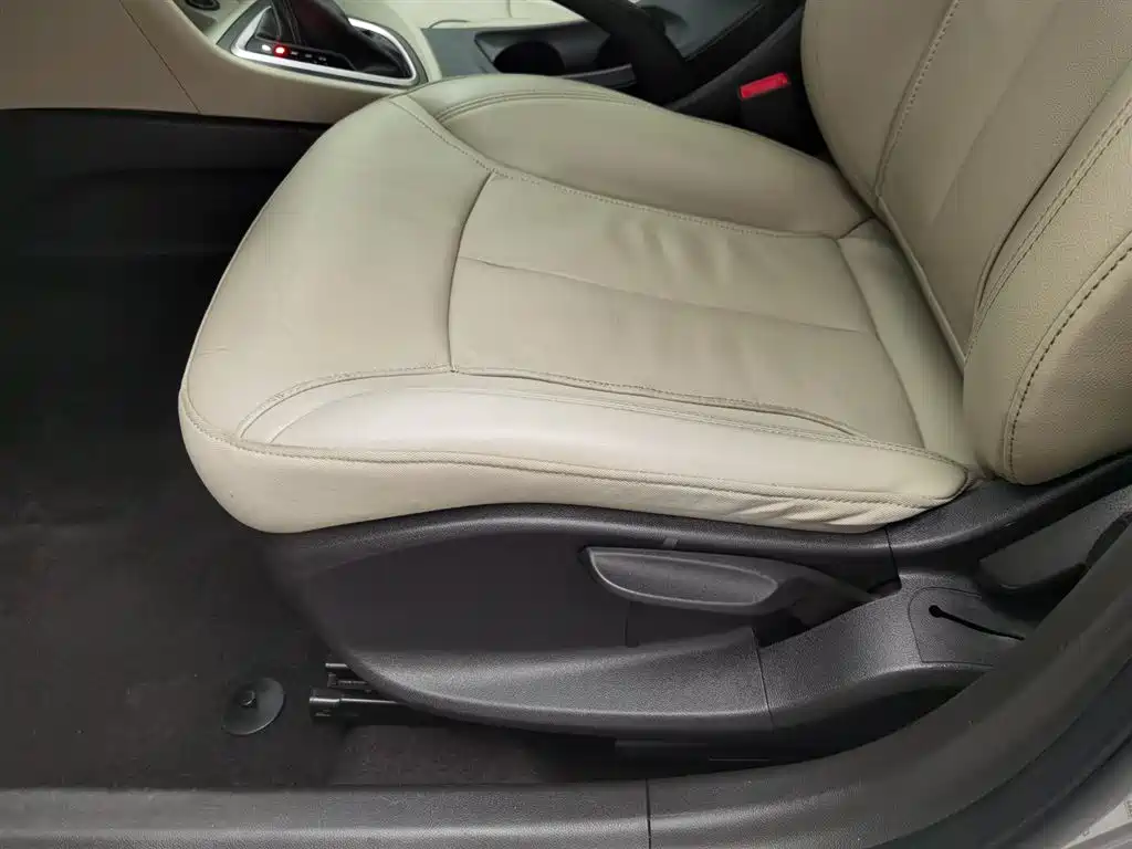 Buick Excelle 2018 — фото 20