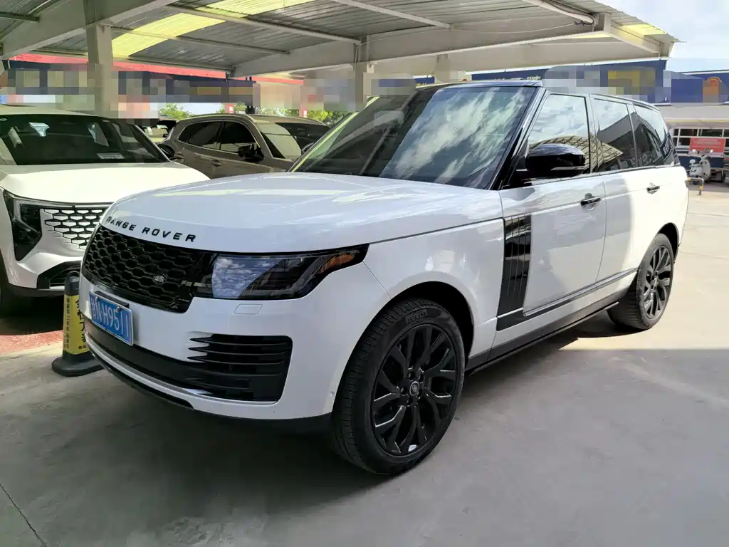 Land Rover Range Rover 2018 — фото 1