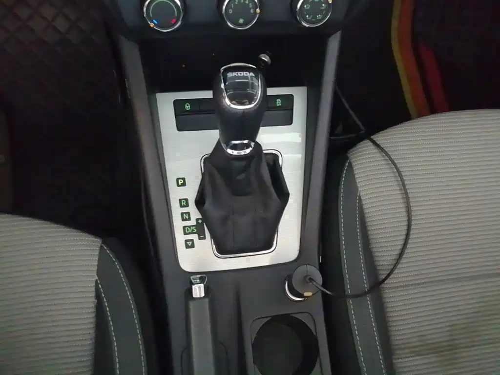 Skoda Octavia 2016 — фото 14