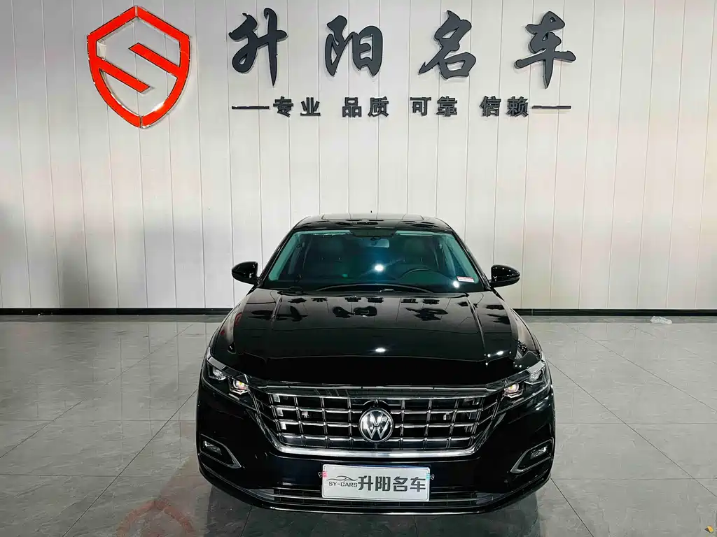 Volkswagen Passat 2023