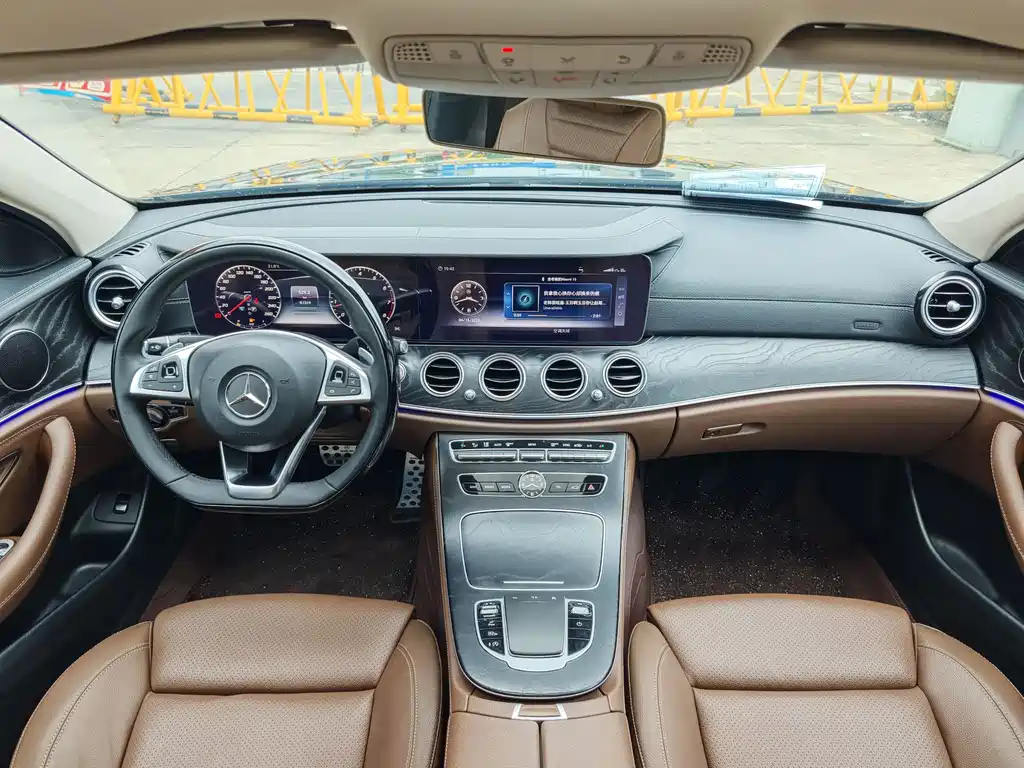 Mercedes-Benz E-Class 2019 — фото 7