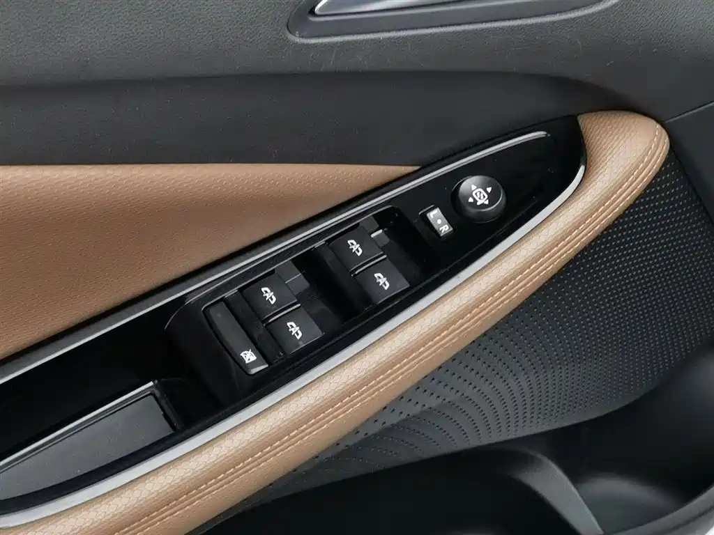Buick Verano 2022 — фото 9