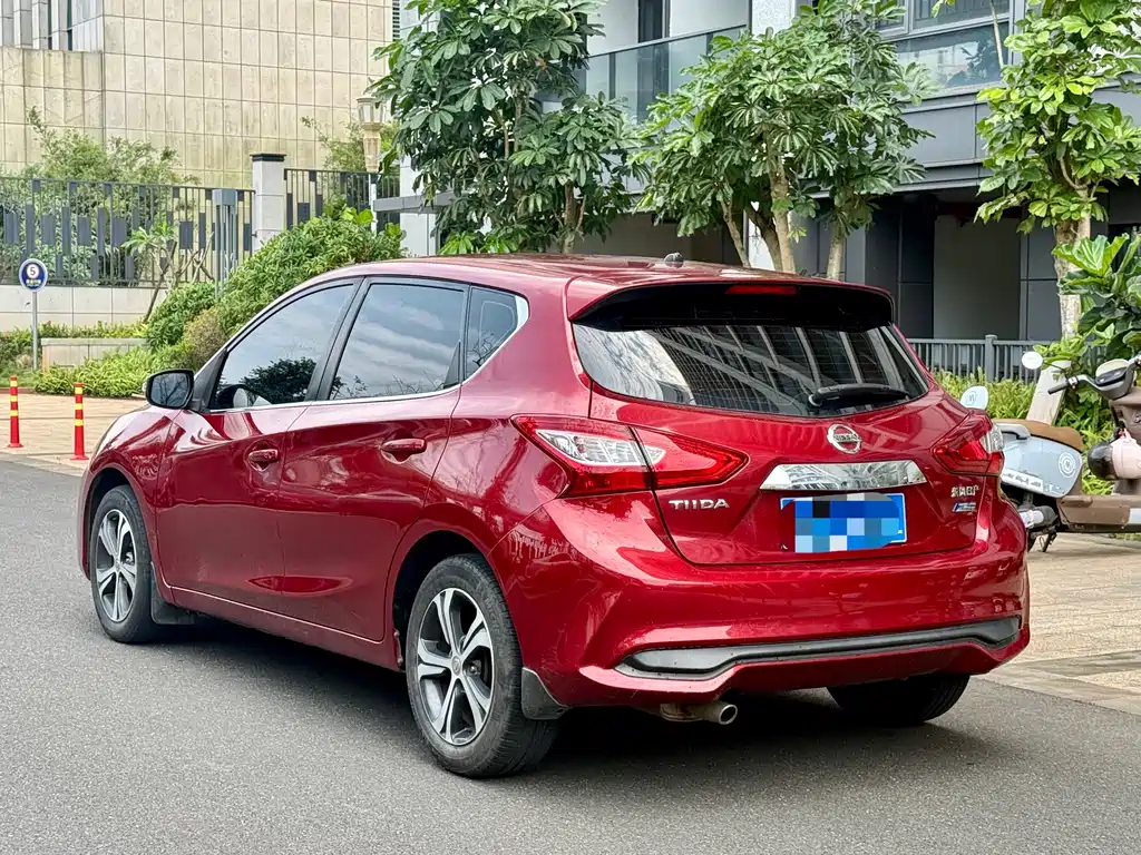 Nissan Tiida 2019 — фото 9