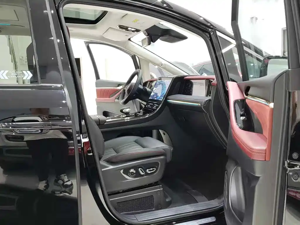 GAC Trumpchi E9 2025 — фото 7