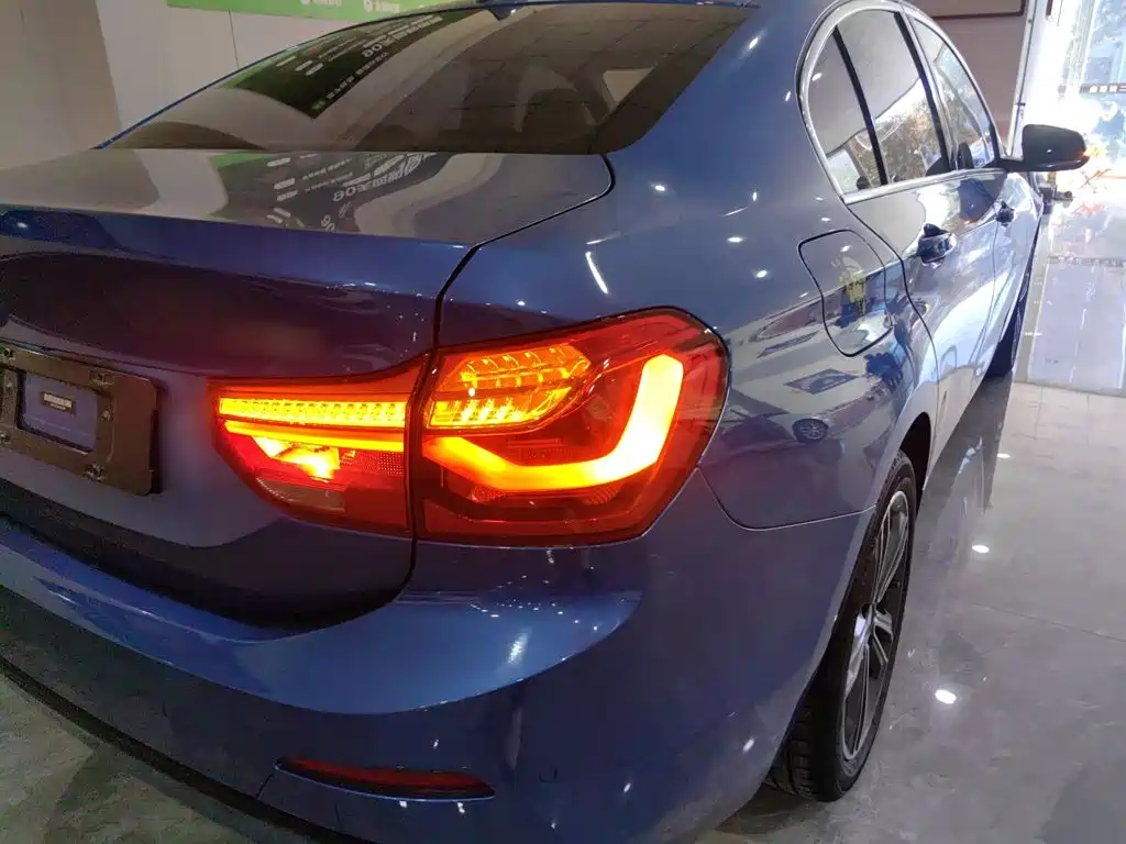 BMW 1 Series 2019 — фото 24