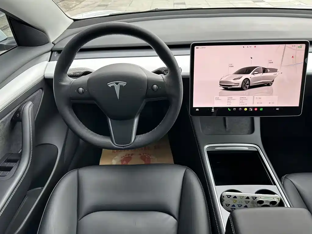 Tesla Model 3 2022 — фото 11