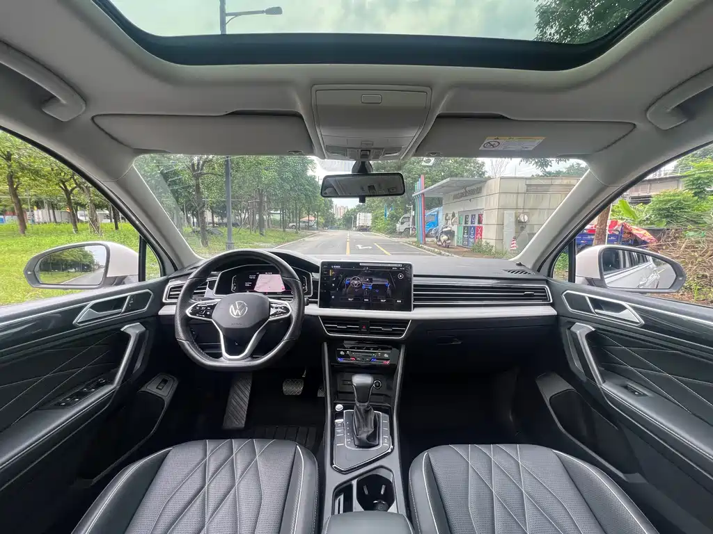Volkswagen Tiguan L 2021