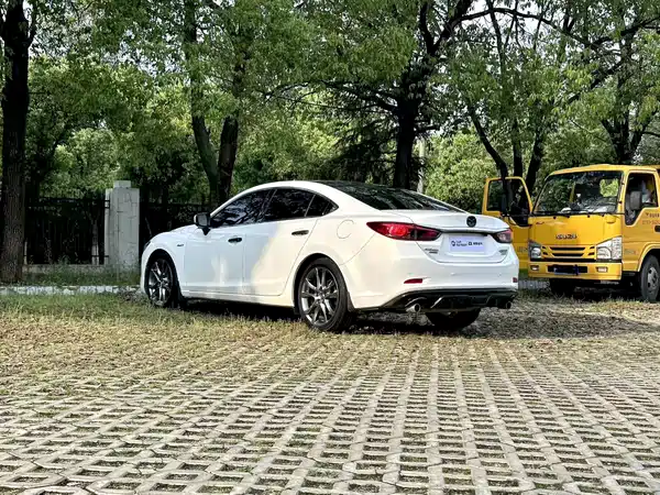 Mazda Atenza 2018