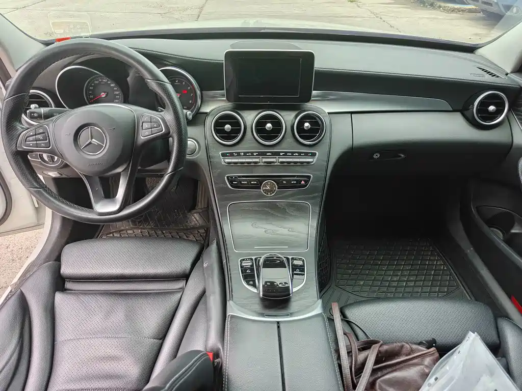 Mercedes-Benz C-Class 2017