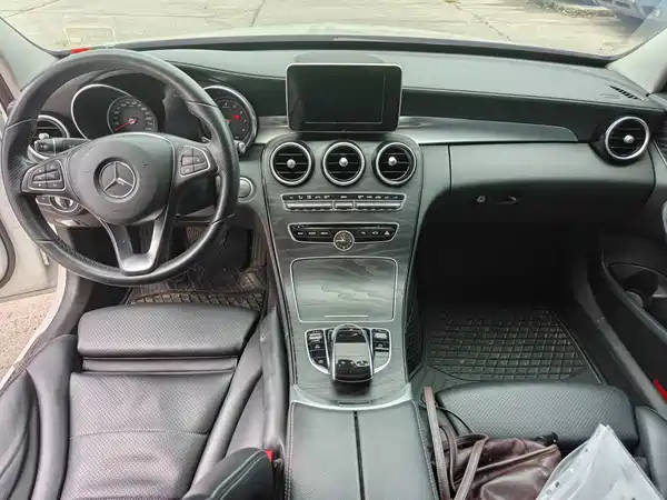 Mercedes-Benz C-Class 2017