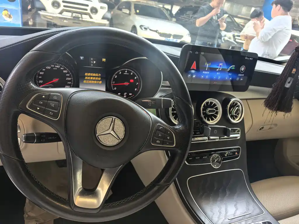Mercedes-Benz C-Class 2017 — фото 5