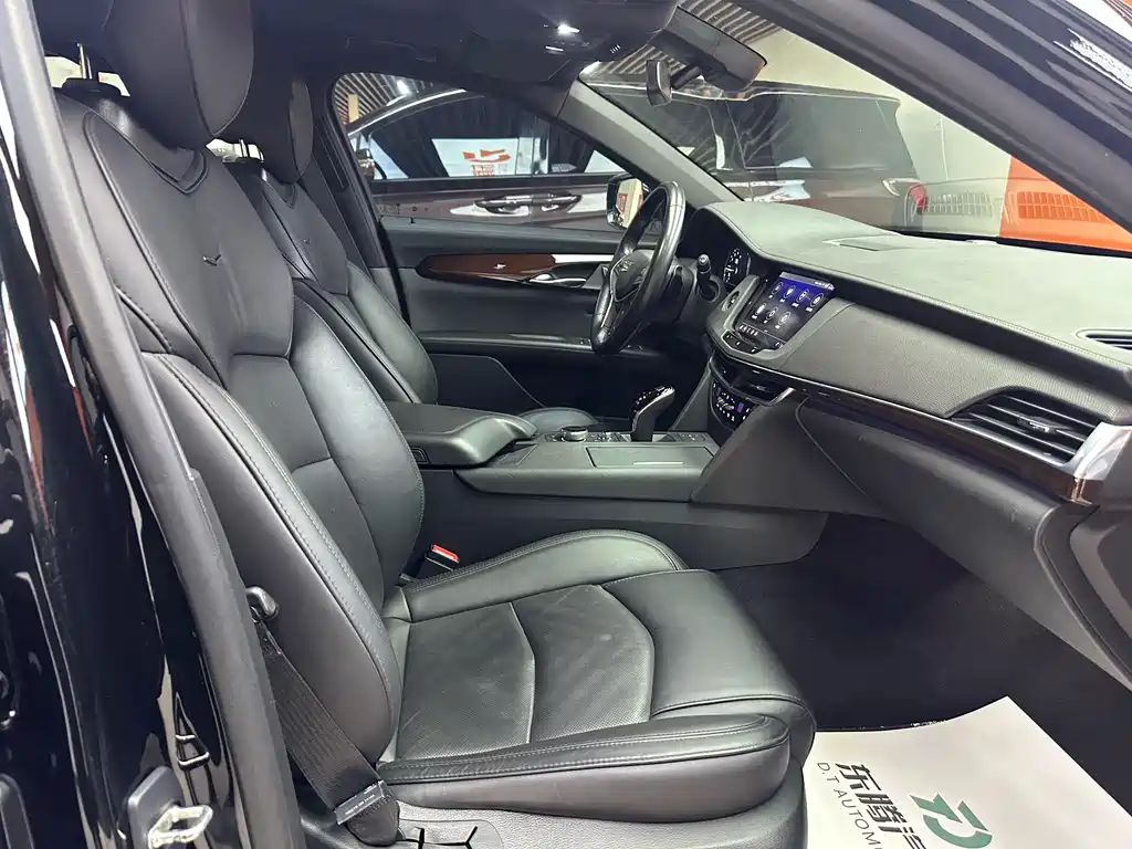 Cadillac CT6 2021 — фото 18