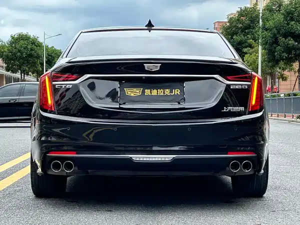 Cadillac CT6 2022