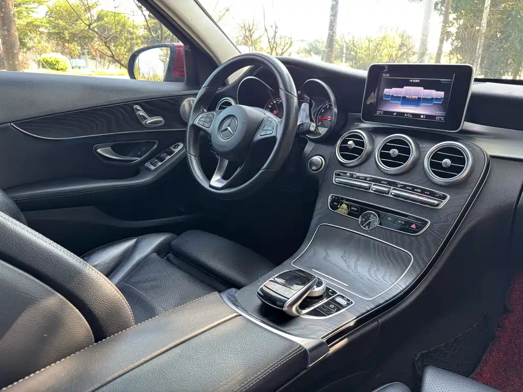 Mercedes-Benz C-Class 2018 — фото 10